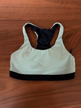 Koral Women’s Sports  Top - Mint and Black, size XS